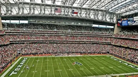 2025年续写巴萨西甲连胜传奇，再创九场辉煌新篇章